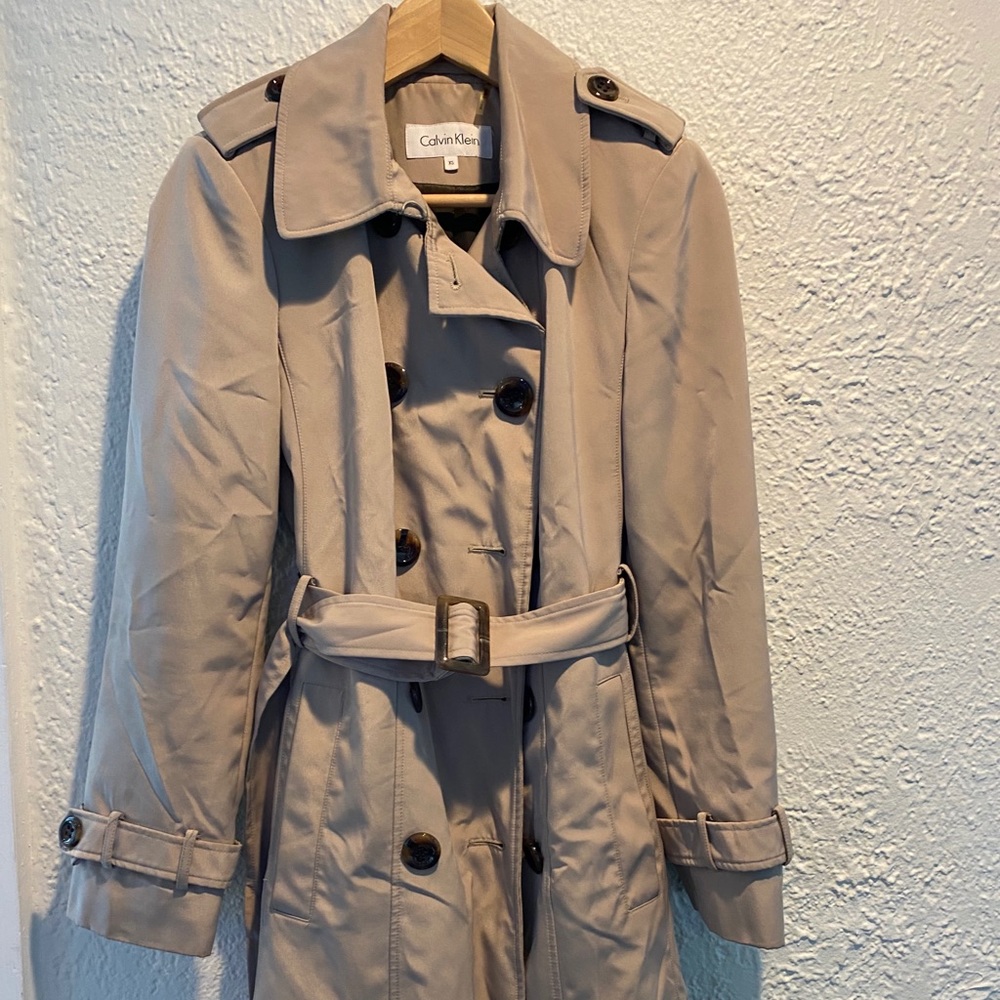 Calvin Klein belted beige trench coat XS